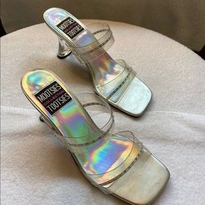 Mootsies Tootsies Clear w/bead Strap Silver Sandal